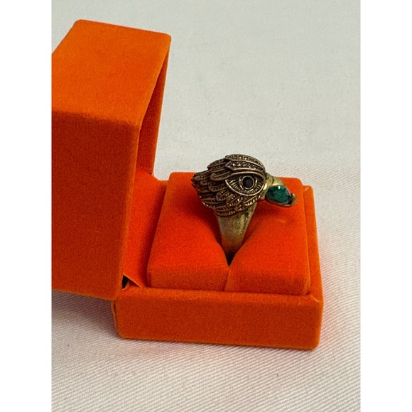 Kurt Geiger London Eagle Head Ring Emerald Eye Bronze Tone Rhinestones - Picture 1 of 8